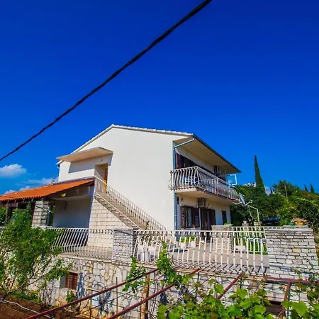 By The Sea Maslinica, Solta - 776 Apartment *