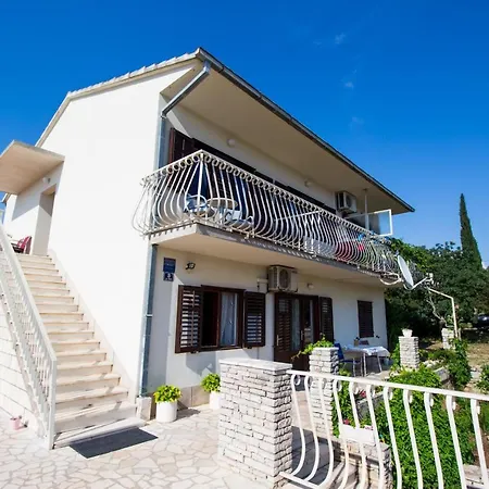 Apartmán By The Sea Maslinica, Solta - 776 *