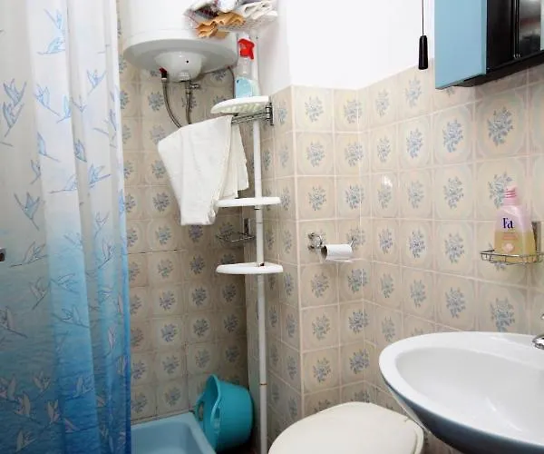 Apartman By The Sea Maslinica, Solta - 776