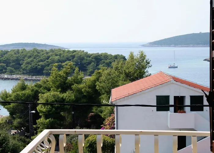 By The Sea Maslinica, Solta - 776 Grohote