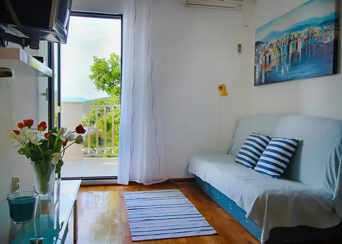 Apartman By The Sea Maslinica, Solta - 776